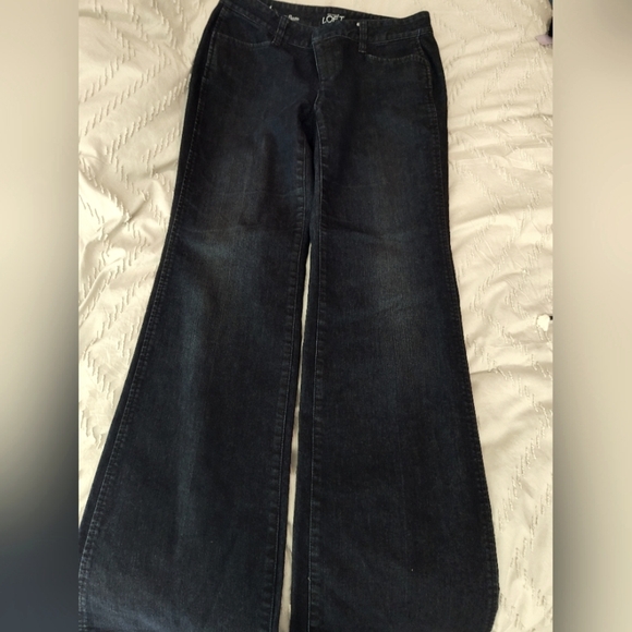 LOFT Curvy Flare Jeans, Excellent condition, Size 4 - Picture 5 of 5